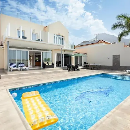 Stunning Mila In Madronal, Heated Pool Costa Adeje (Tenerife)